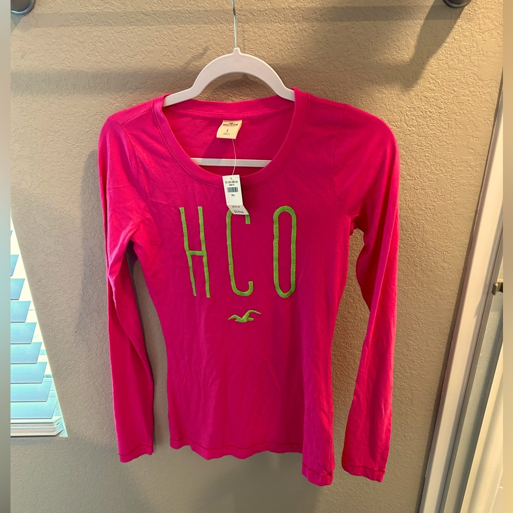 Hollister Women’s Hot Pink long sleeved tee